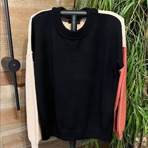 Dokotoo black, tan, clay Colorblock sweater.  Large